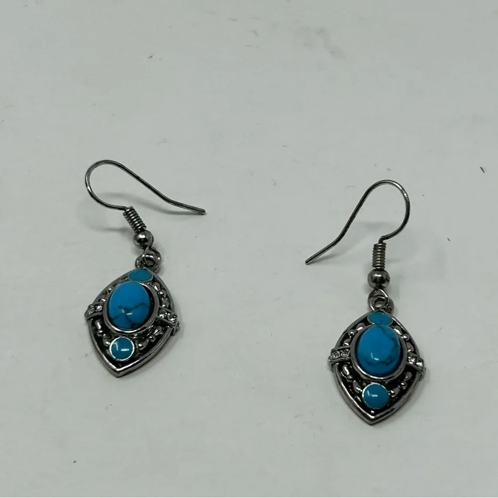 Southwestern Faux Turquoise Diamond Shape Silver Tone Dangle Earrings